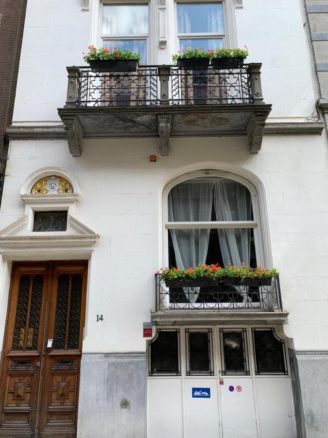 Chic Cocoon Guest House Saint-Gilles Exterior photo