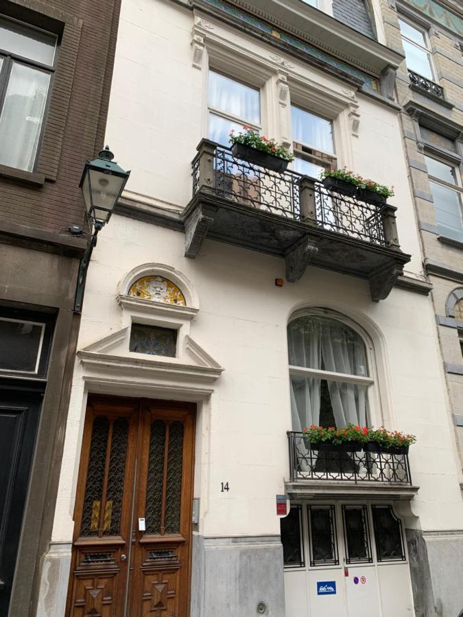 Chic Cocoon Guest House Saint-Gilles Exterior photo